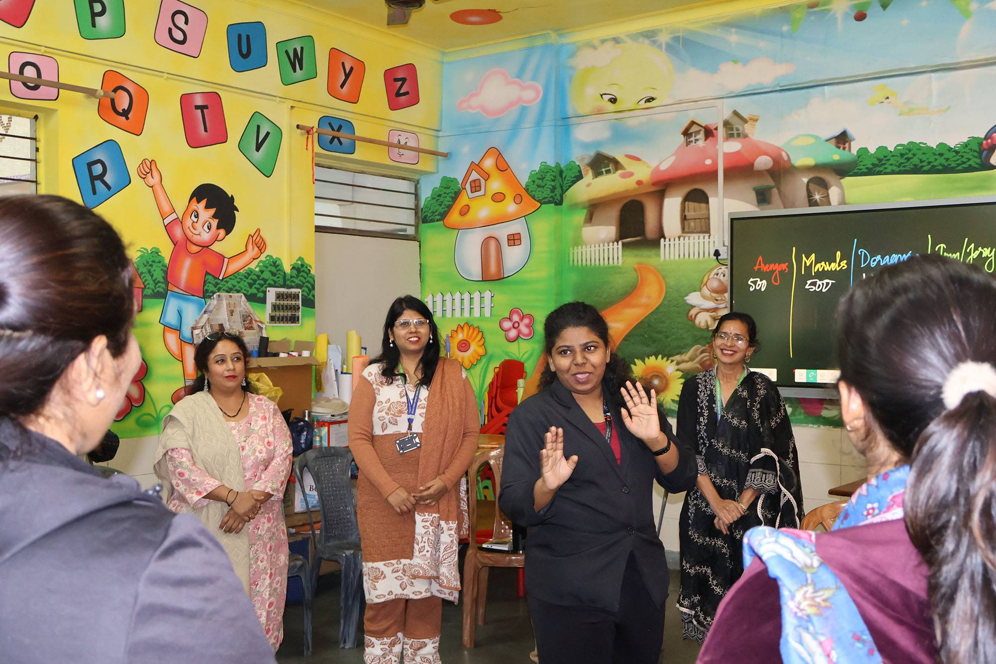 Communicative English Training Session for Teachers - 2025